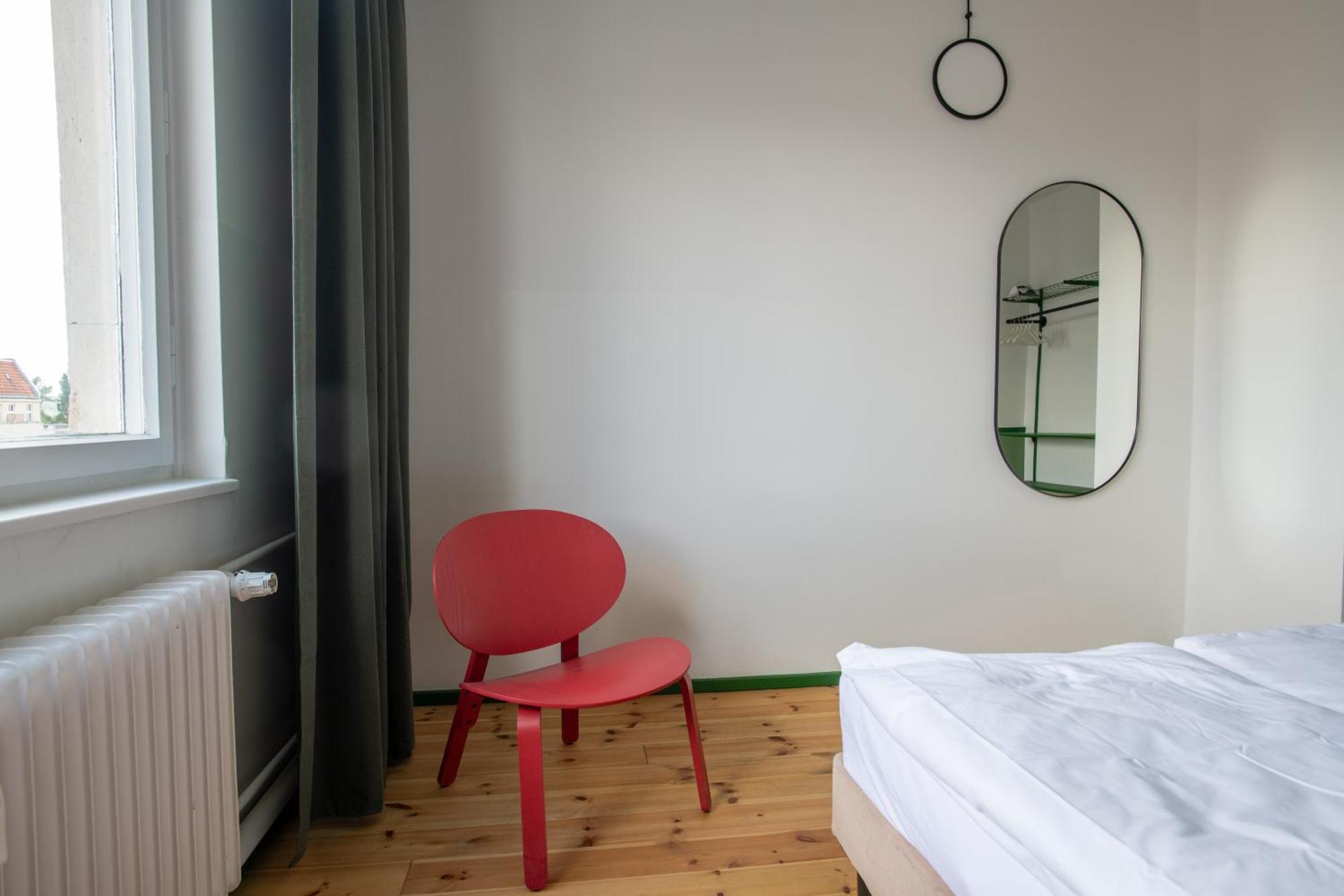 Flattering - Aparthotel